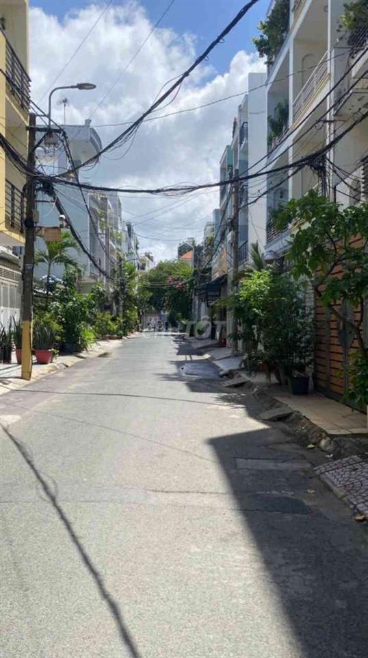 N.h.à 3 Tầng -  Hương Lộ 2 - Hẻm Ô tô 7m - Giá 5,2 tỷ - DT 4 x 14m
