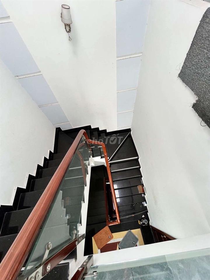 Nhà 5Tầng,Lê Văn Quới (Bình Tân),Hẻm Xe Tải,Diện Tích 50m2 ,Giá 6tỷ.