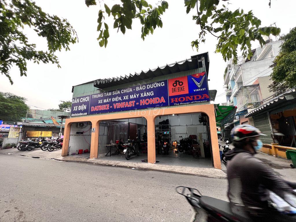 Nhà kinh doanh