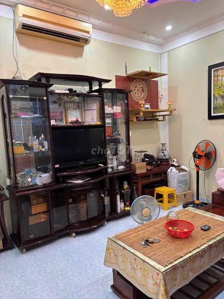 Cho thuê chung cư Saigonres, Nguyễn Xí - Căn 3Pn giá 15tr/tháng