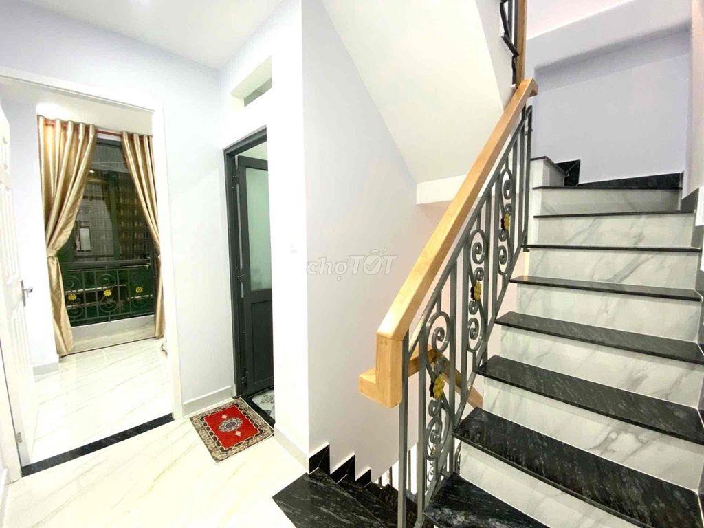 HẺM XE HƠI THÔNG - LÊ QUANG ĐỊNH - 3 TẦNG BTCT ~ 40M2 - HOÀN CÔNG