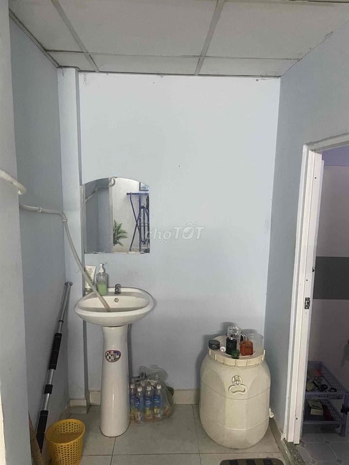 Chính chủ bán nhà Q12 đường Tô Ngọc Vân, 45m2 nở hậu tài lộc, 3 phòng