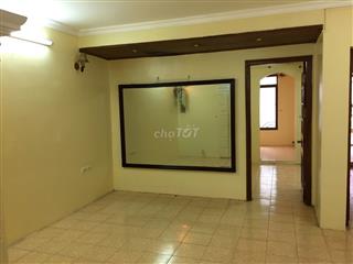 Cho thuê nhà tập thể phố Hoàng Ngọc Phách, 85 m2 sạch đẹp, thoáng mát