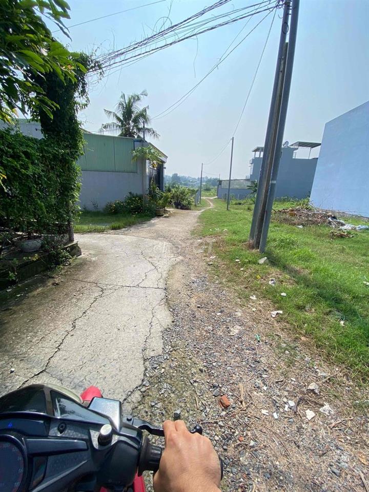 đất chính chủ cần bán