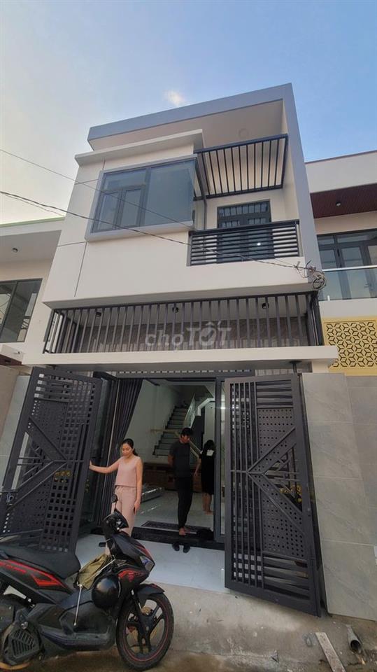 Bán nhà 1 lầu  mới mua 