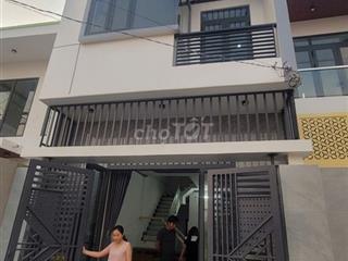 Bán nhà 1 lầu  mới mua 