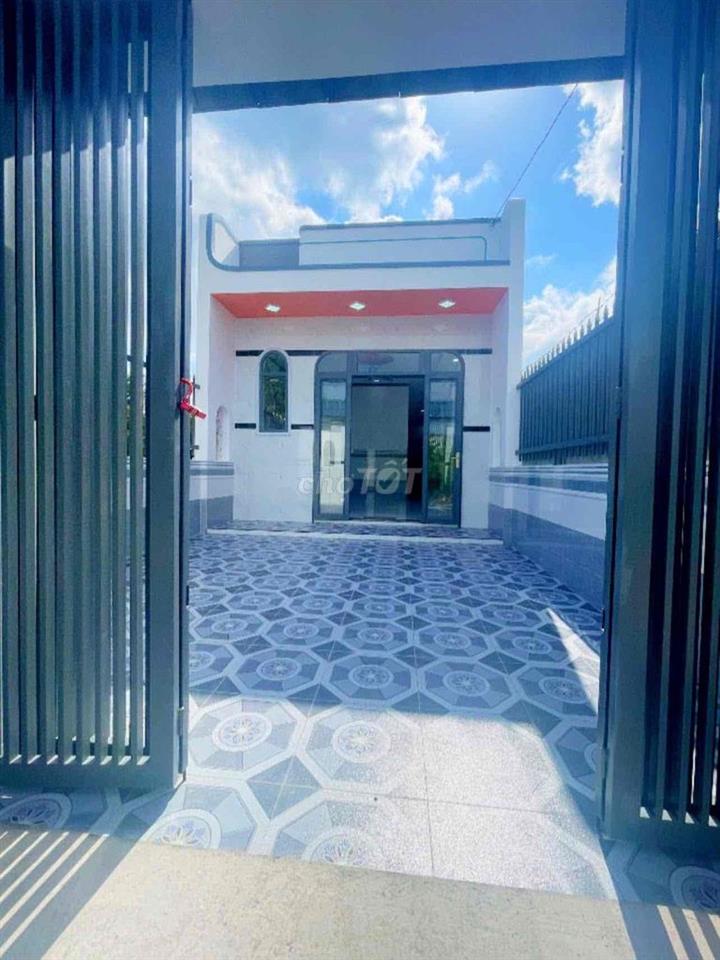 cần bán nhà chính chũ đả hoàng công