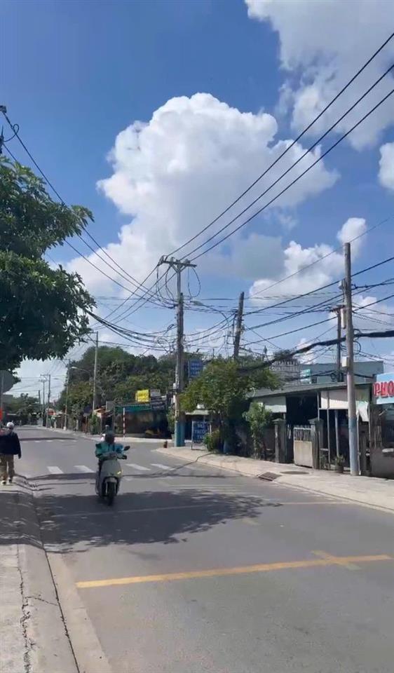 Cho thuê đất mặt tiền Trần Văn Mười, Hóc Môn