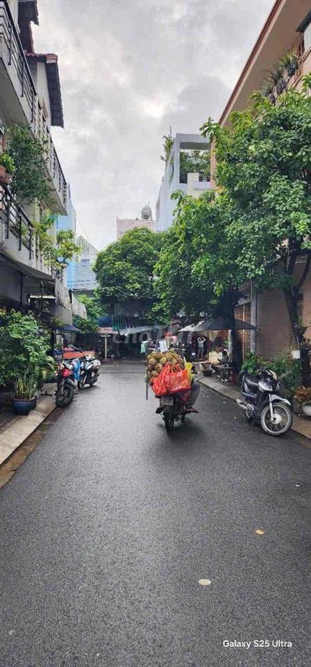 MBKD đường Tân Mỹ cạnh ĐH marketing