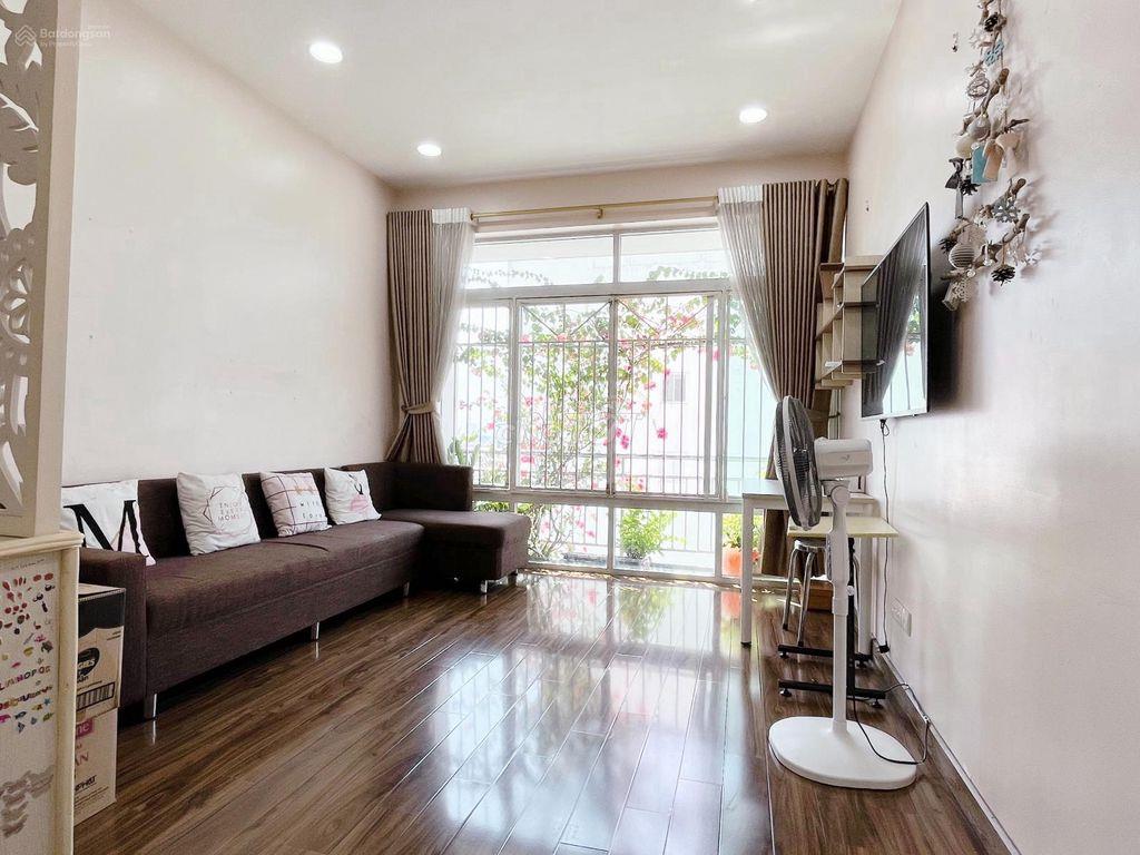 CHÍNH CHỦ CHO THUÊ CĂN HỘ TẢN ĐÀ COURT ĐƯỜNG TẢN ĐÀ - 74M2,2PN13TR/TH