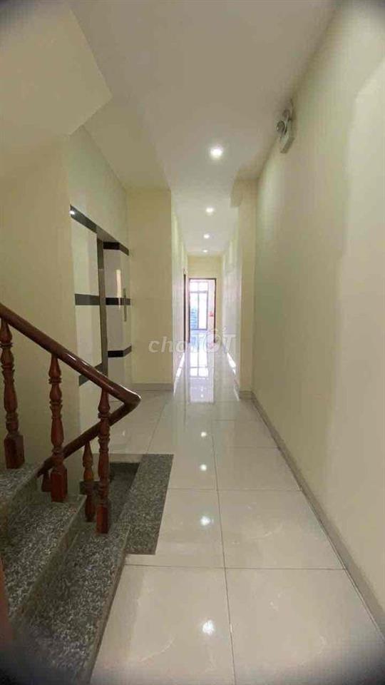 Nhà mặt tiền hà huy giáp dưới chân cầu ngã tư ga có cầu thang máy