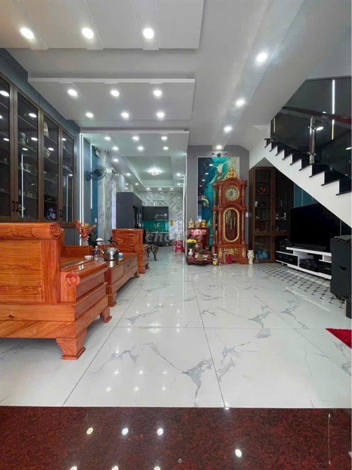 HẺM XE HƠI 4M - NỘI THẤT CAO CẤP :