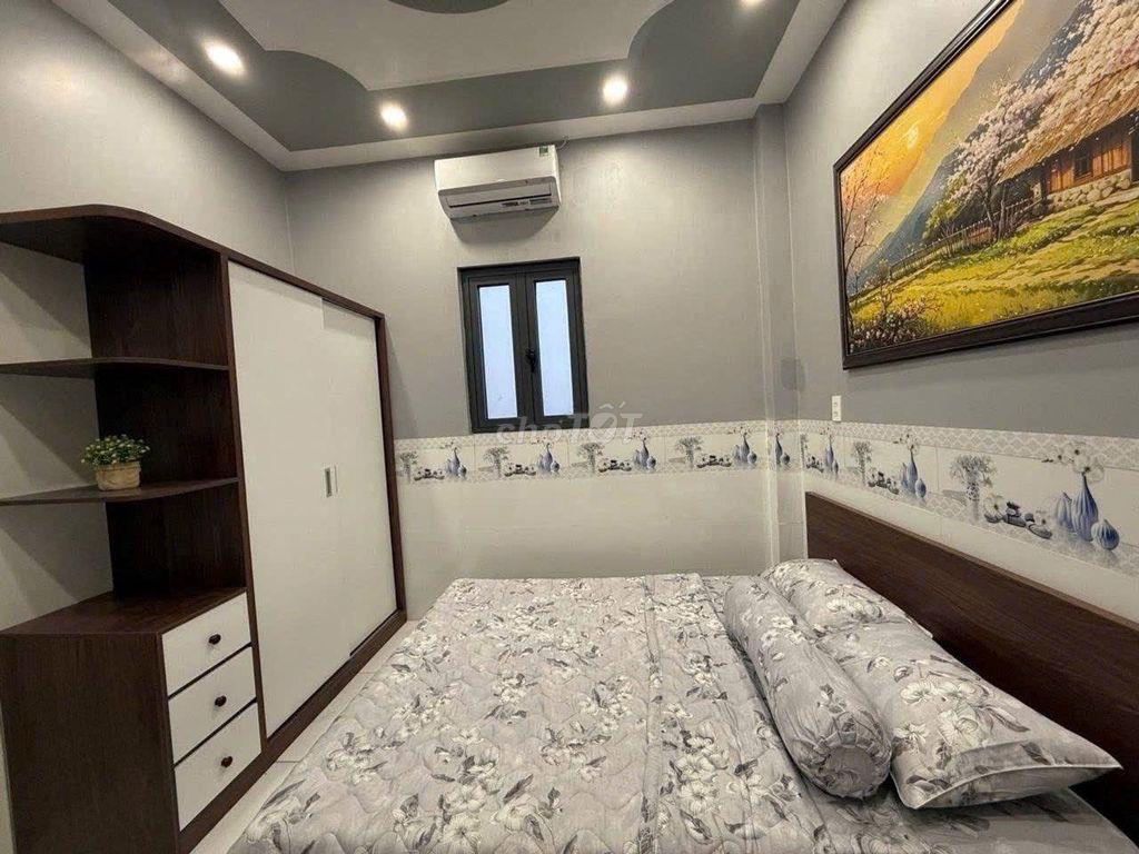 KHÔNG LỖI , KHÔNG QUY HOẠCH - DTT 160m2, 5,6 TỶ ,XE HƠI, LÊ HỒNG PHONG