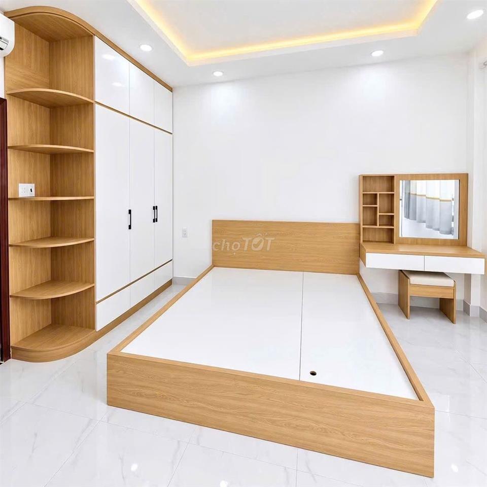 NGUYỄN DU -  TRƯỜNG CẤP 2 DĨ AN - ĐƯỜNG 6m - 94m2 - 4,3 Tỷ - NHÀ MỚ