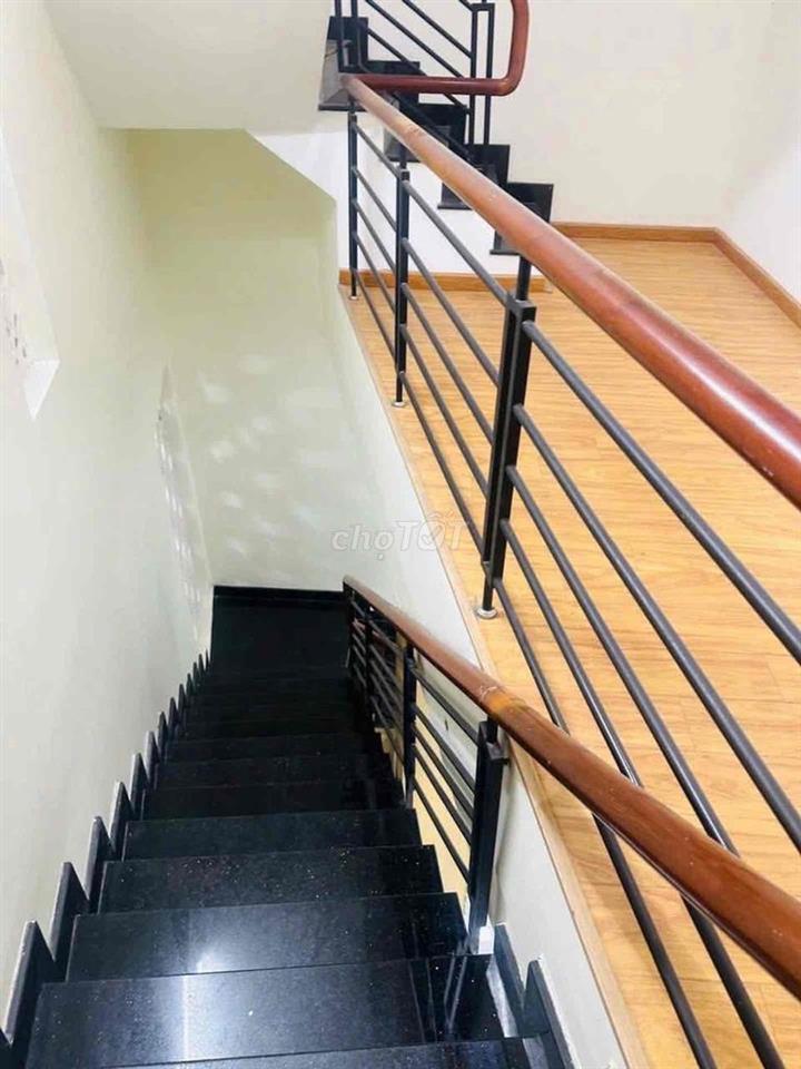 LONG TRƯỜNG 107m2 - 3 TẦNG - 2OTO- GIẢM SÂU 2 tỷ