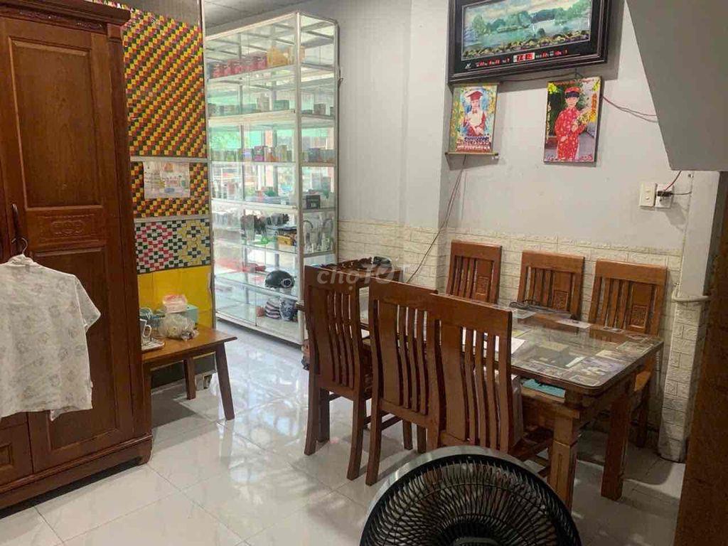 Nguyễn thị minh khai - P Dĩ An - 105m2 - 4,85 tỷ - Mặt Tiền