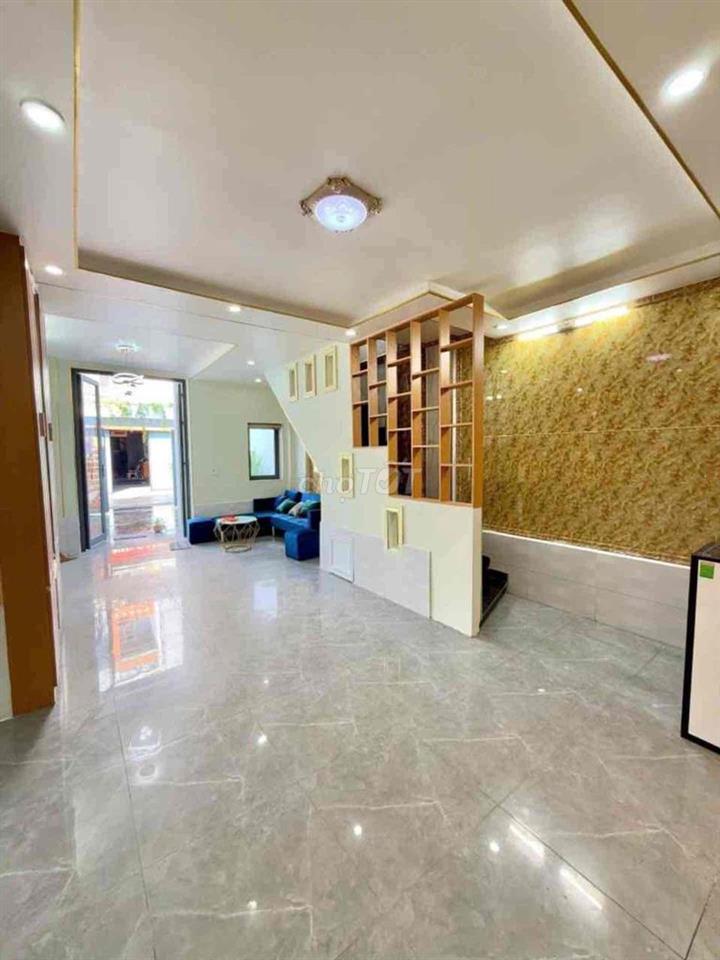 118m2 - mặt tiền 2 tầng - nhà mới - cách vincom dĩ an 300m - 6,5 tỷ
