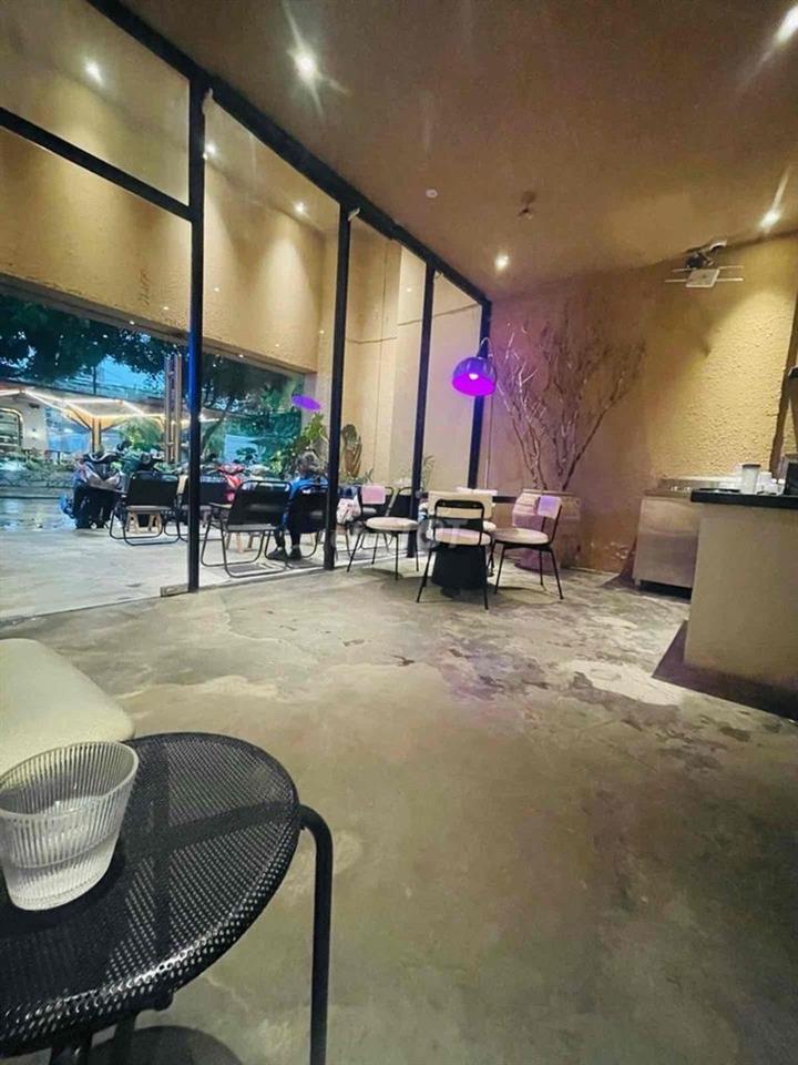 QUÁN CAFEE MẶT TIỀN - CHỦ NGỘP BANK - THƯƠNG LƯỢNG CỰC SÂU