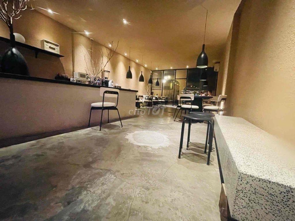 QUÁN CAFEE MẶT TIỀN - CHỦ NGỘP BANK - THƯƠNG LƯỢNG CỰC SÂU