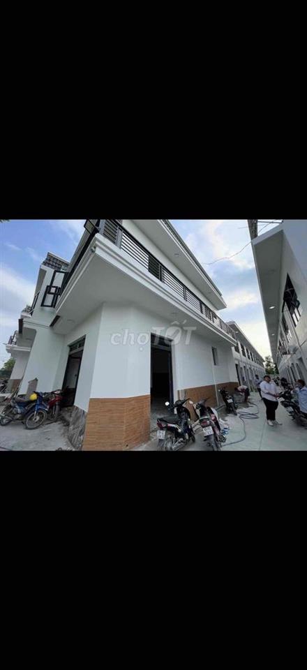 Nhà Bán 2PN 2WC NGAY KHU CĂN HỘ DESTINO CENTRO