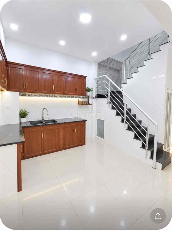 🏡 NHÀ 2 TẦNG - 40m2 - H3G TRÁNH - SÁT CẦU CHỮ Y - GIÁ 3 TỶ 750 TRIỆU