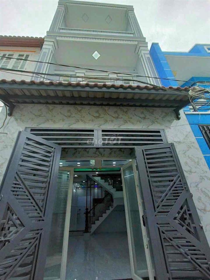 Cần bán nhà gần siêu thị Pacmall Q8