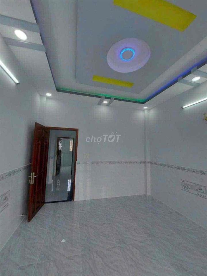 Cần bán nhà gần siêu thị Pacmall Q8
