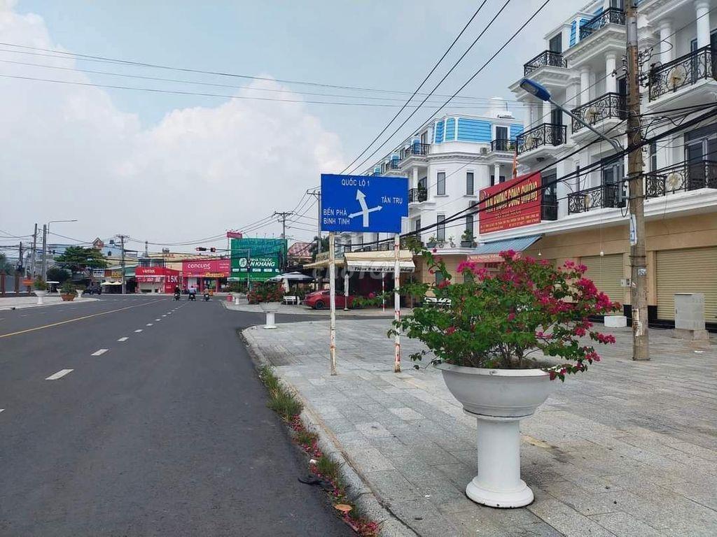 Nhà riêng 80m gần khu công nghiệp cầu tràm 500tr