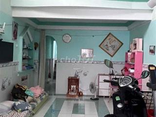 Cần bán căn nhà cấp 4 , gần bến xe An Sương - đường đông lân 3