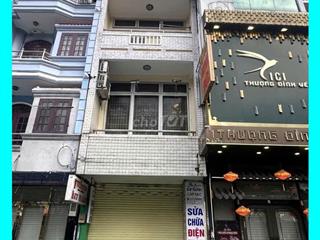 Mặt Tiền Kinh Doanh - Đường [3 tháng 2 ] 1 Trệt 2 lầu 4 Phòng ngủ