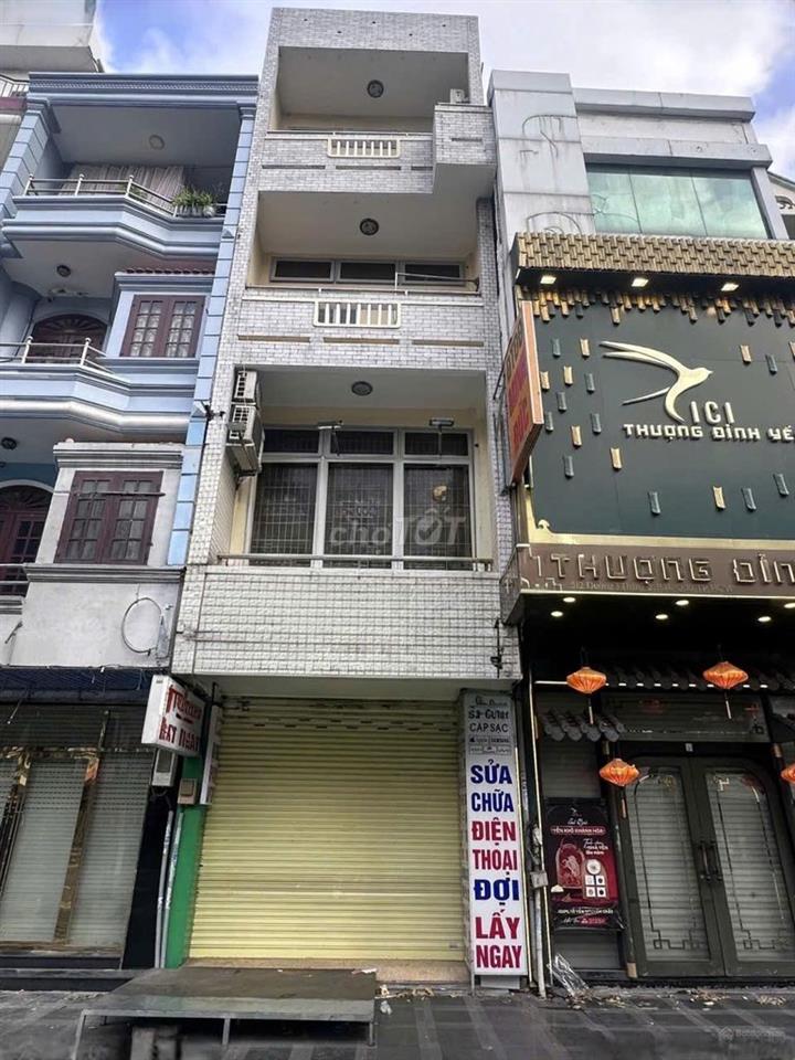 Mặt Tiền Kinh Doanh - Đường [3 tháng 2 ] 1 Trệt 2 lầu 4 Phòng ngủ