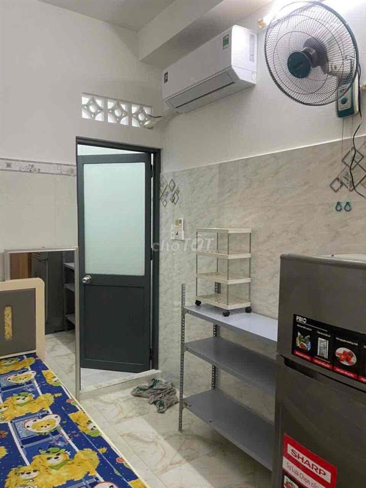 Phòng trọ đầy đủ nội thất ở Phú Nhuận