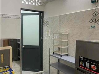 Phòng trọ đầy đủ nội thất ở Phú Nhuận
