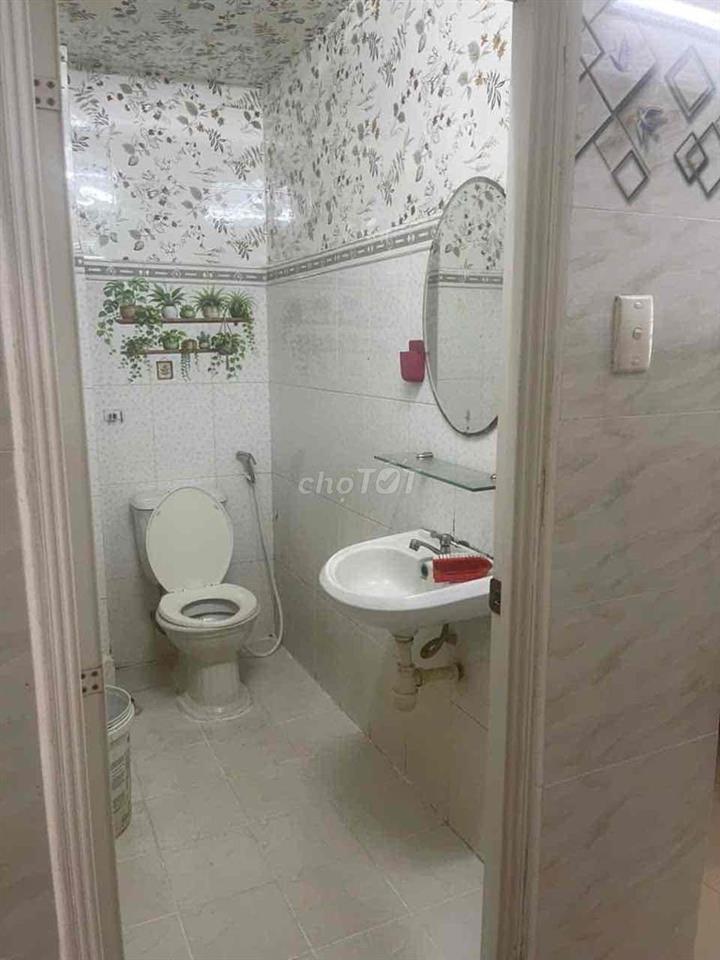 Phòng có gác đầy đủ nội thất Phú Nhuận