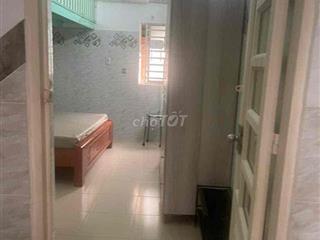 Phòng có gác đầy đủ nội thất Phú Nhuận