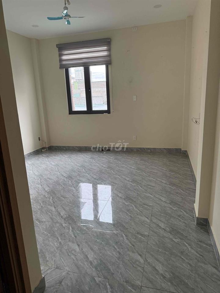 Bán nhà hẻm Lê Trọng Tấn