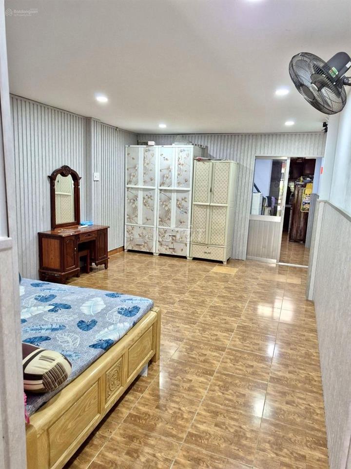 Cho thuê nhà riêng tại 14/5 Đô Đốc Chấn, Tân Sơn Nhì, 10 triệu, 70 m2
