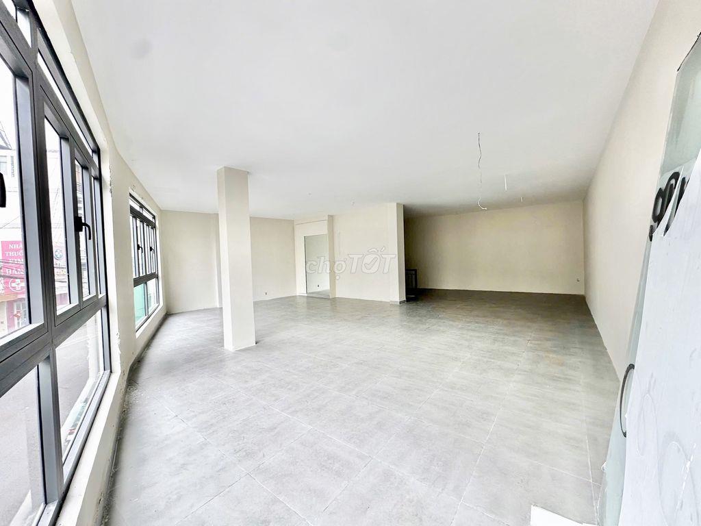 CHO THUÊ MẶT BẰNG 180M2 MẶT TIỀN TẠI PHƯỜNG 2 ĐÀ LẠT GIÁ 40