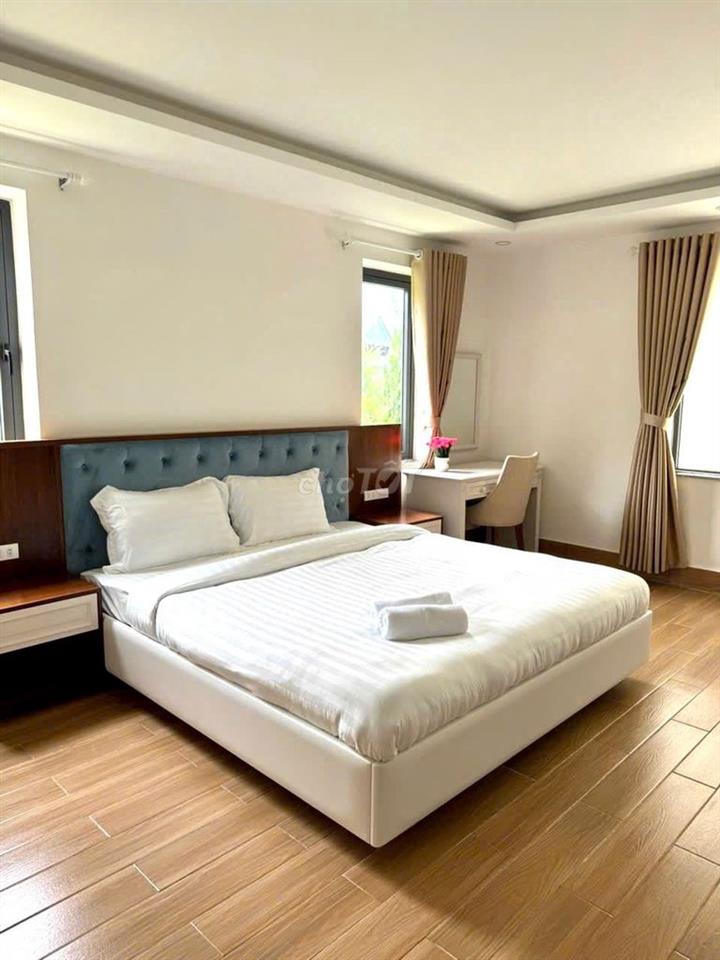 CHO THUÊ VILLA 10 PHÒNG NGỦ CÓ SÂN RỘNG ĐƯỜNG MĂNG LIN GIÁ 30