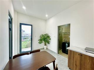 CHO THUÊ CĂN HỘ 1 PHÒNG NGỦ CÓ CỬA SỔ LỚN GẦN NGAY NGÃ NĂM ĐẠI HỌC GIÁ