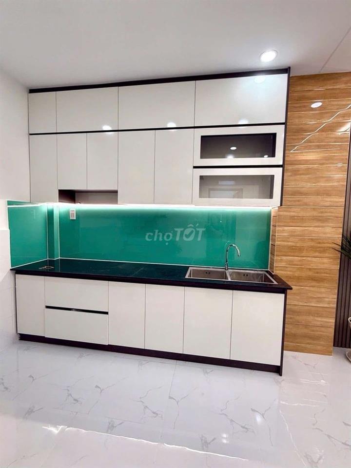 CHỦ GẤP GIẢM CÒN 3,65 TỶ – CHỐT NHANH!
🏡 NHÀ HẺM XE HƠI 