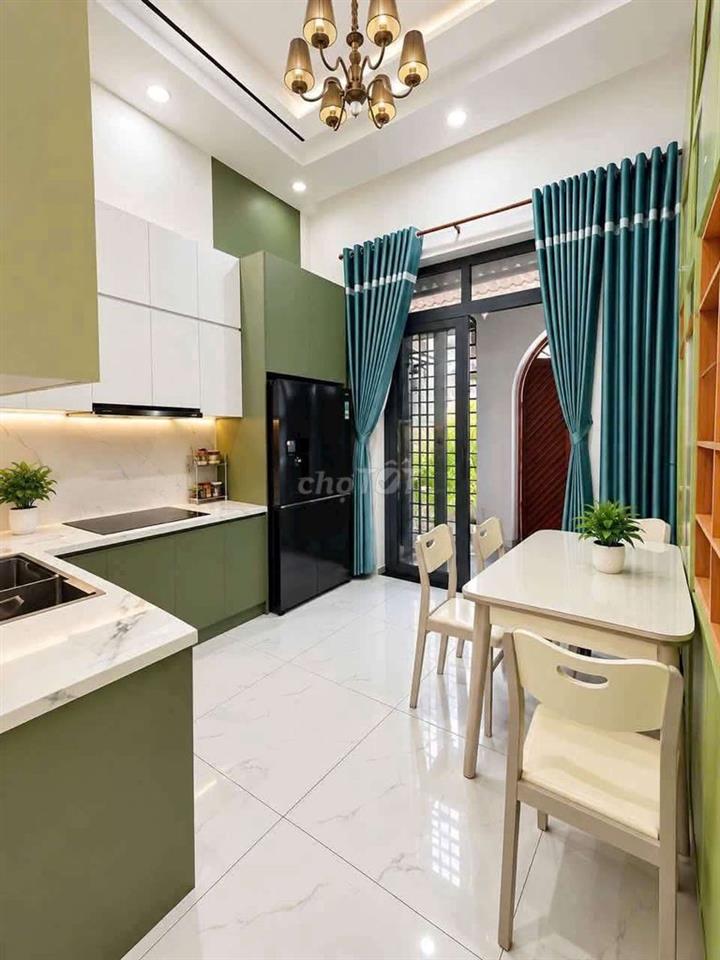 Nhiệt bán giảm thêm 450tr chỉ 6🧄990
🏡  NHÀ 2 MẶT HẺM XE TẢI CHIẾN LƯỢC