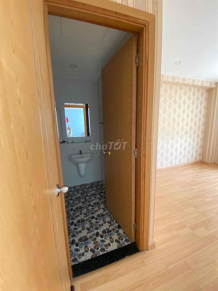 Căn hộ 72m2 lầu cao thoáng mát 2pn2wc