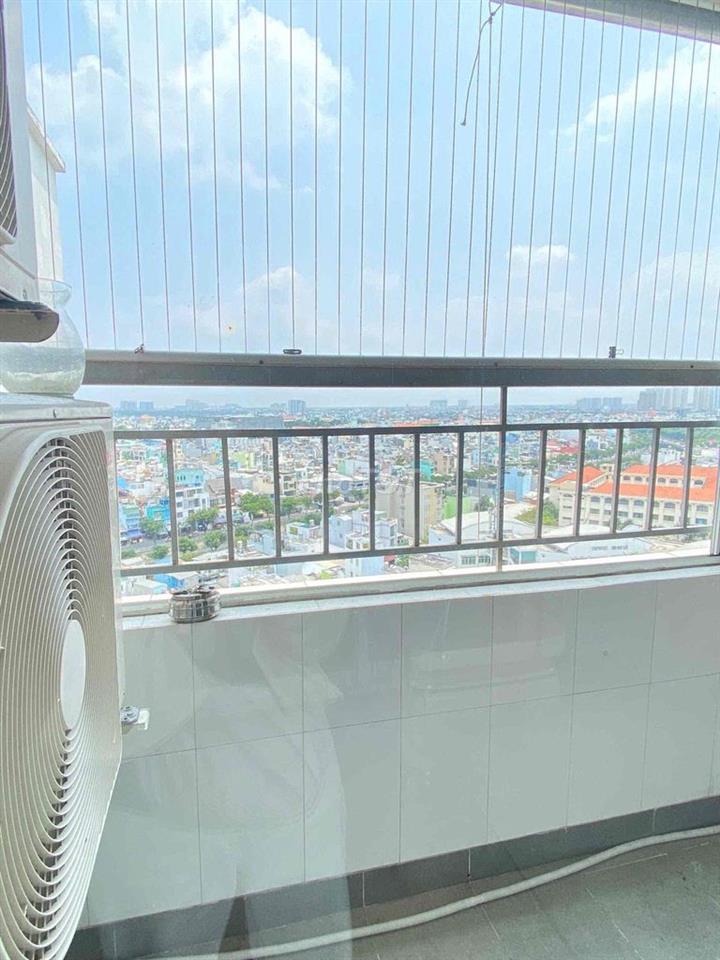 Căn hộ 72m2 lầu cao thoáng mát 2pn2wc