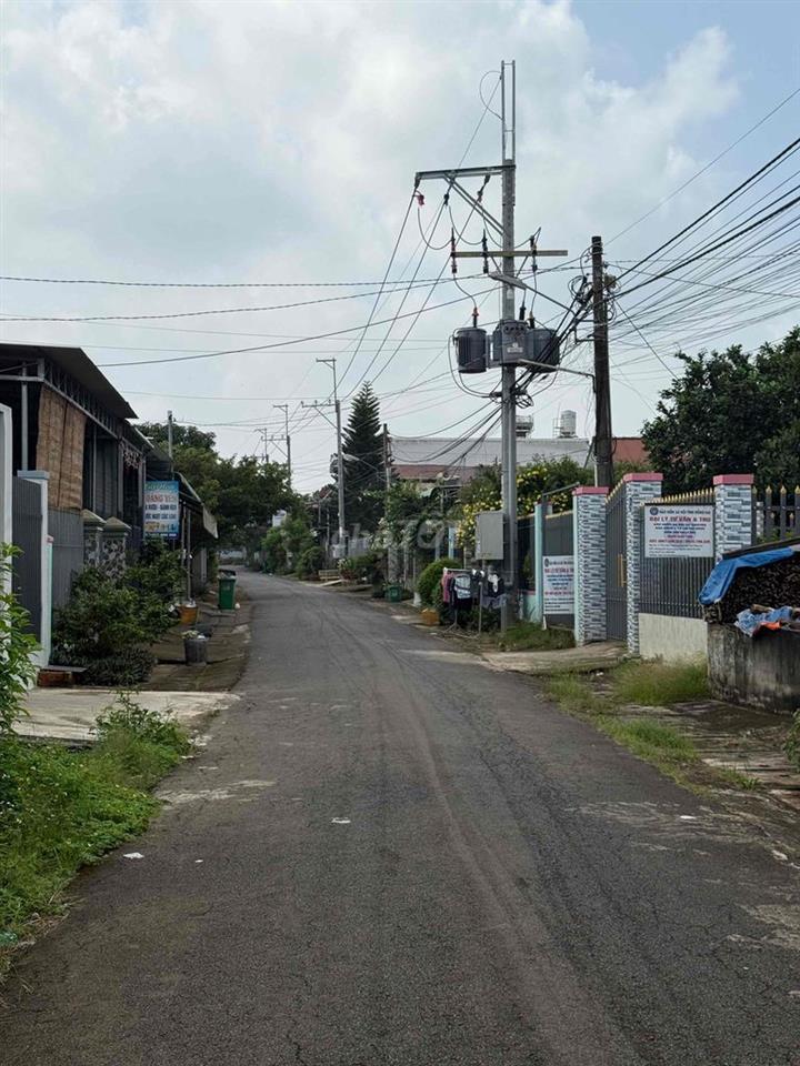 Bán 262m2 full thổ cư ngay chợ Bình Lộc, kcn Long Khánh,Đồng Nai