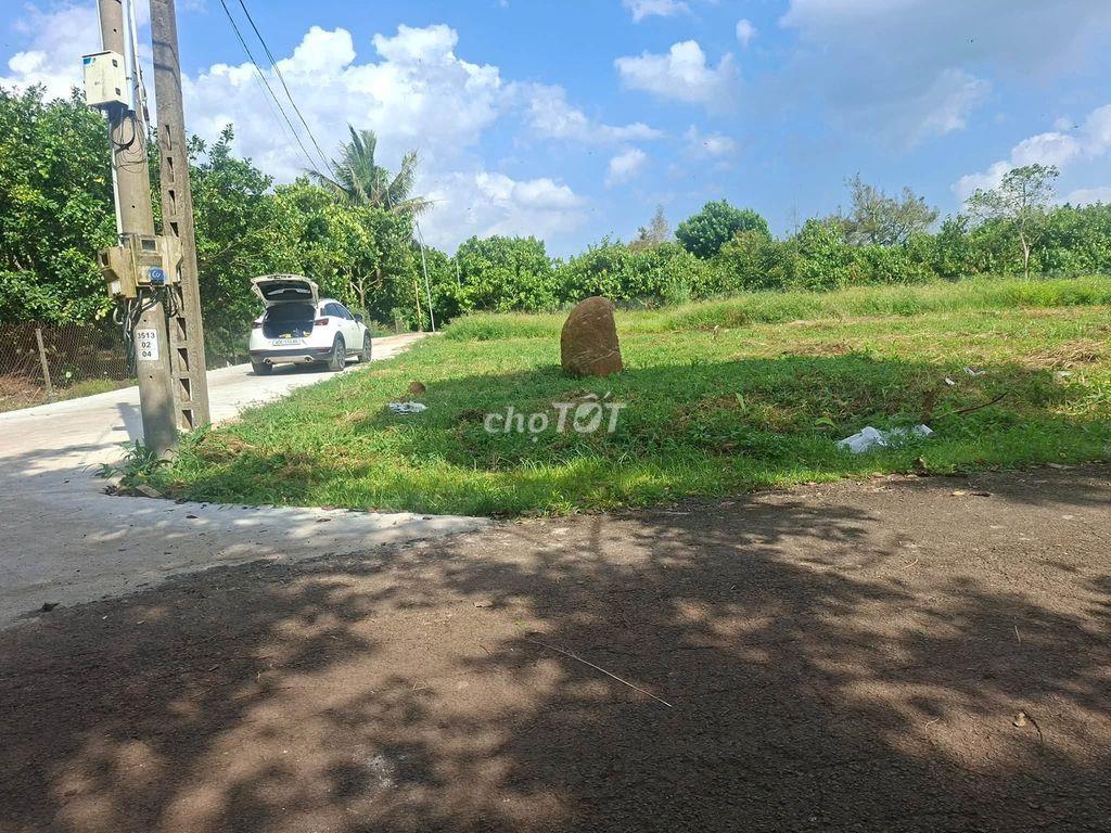 Bán đất Bình Lộc 120m2 full thổ cư gần KCN Long Khánh