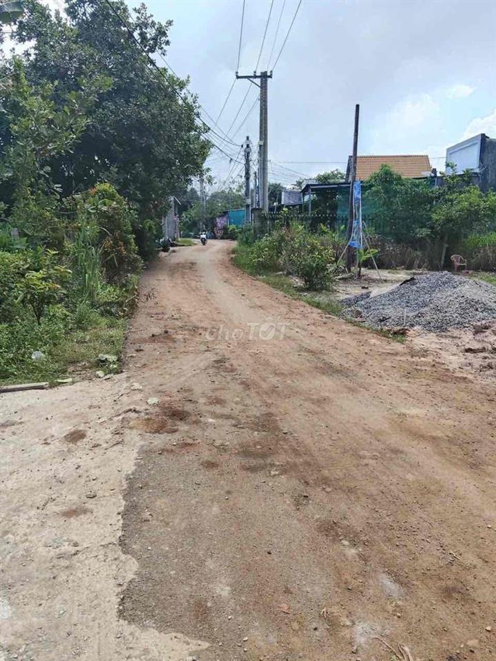 Bán 193.3m2 thổ cư sổ riêng ngay chợ Suối Cát,Xuân Lộc, Đồng Nai