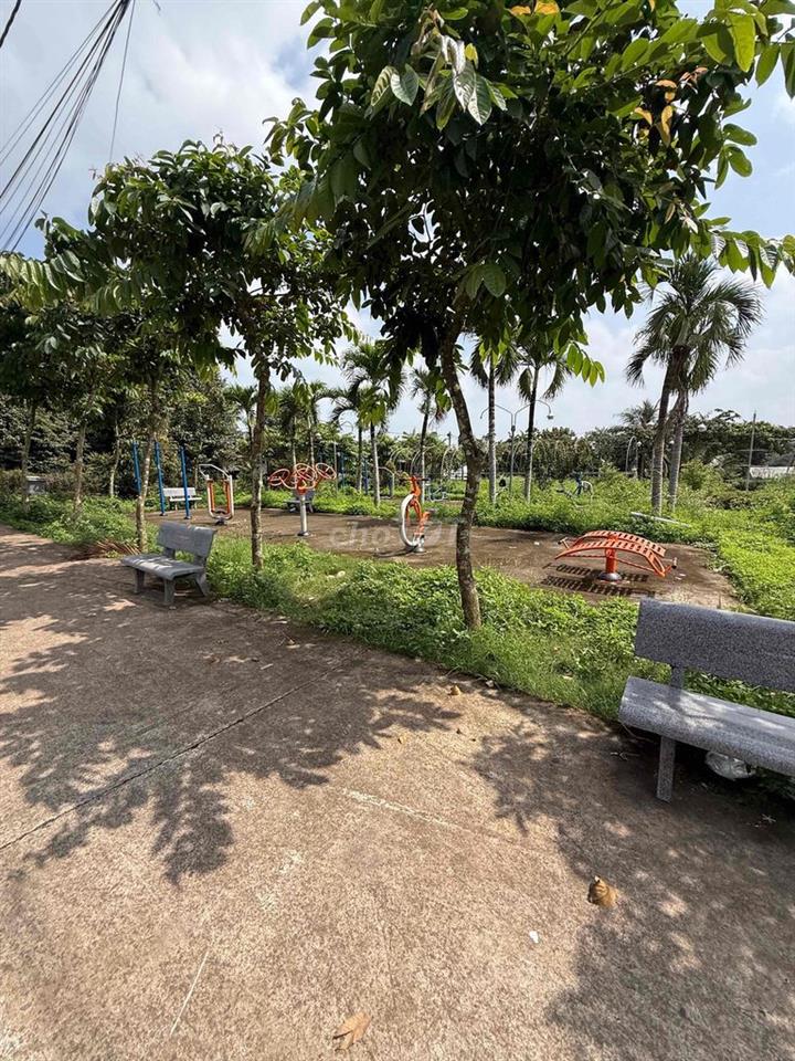Bán nền đất thổ cư 109m2 ngay chợ Cây Me, Bình Lộc,tp Đồng Nai