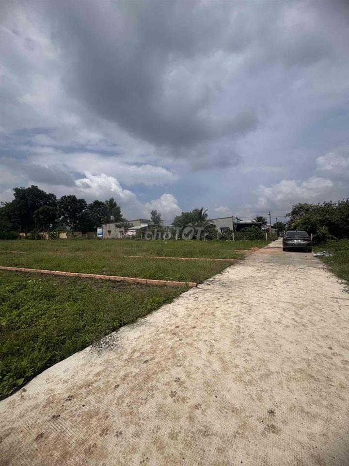 Chính chủ bán 159m2(5x35) đất ở tại chợ Lang Minh, Xuân Phú, Đồng Nai