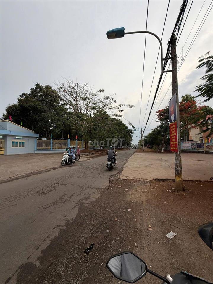 bán nhà trung tâm Bầu Trâm, Long Khánh,Đồng Nai. Đường ô tô thông